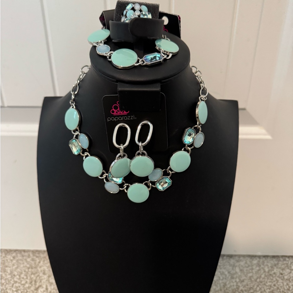 Paparazzi Fashion Fix Set
